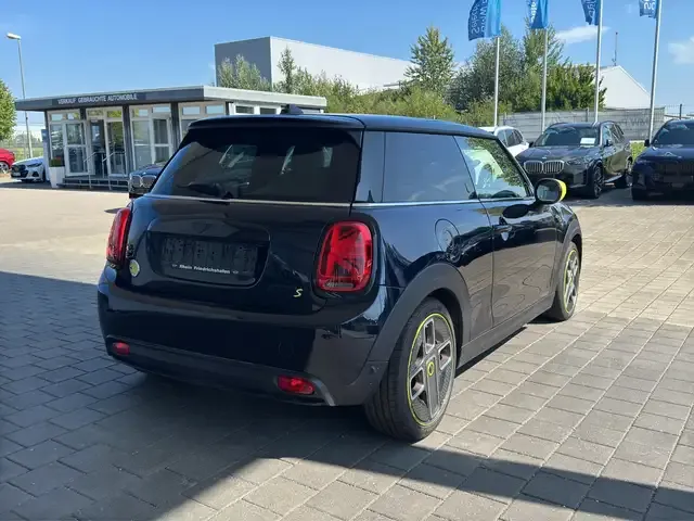 MINI Cooper SE