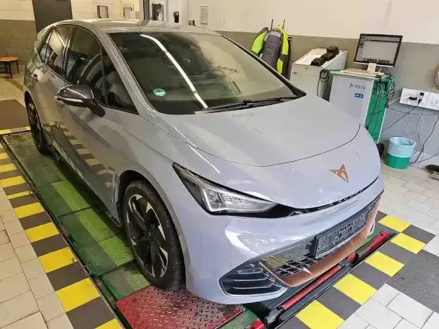 CUPRA Born