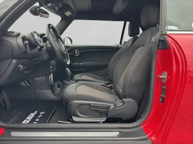 MINI Cooper Cabrio