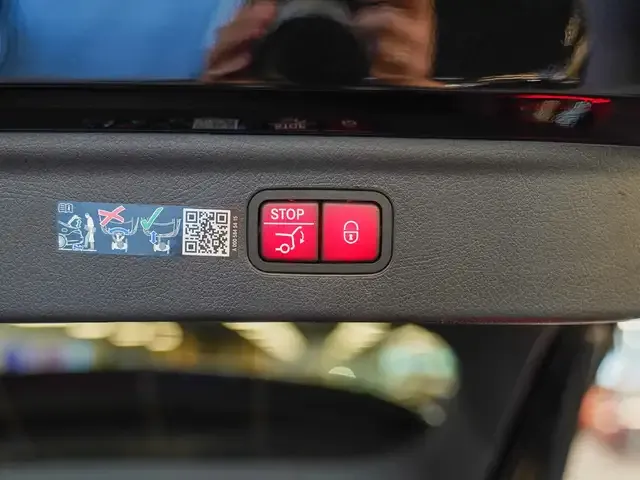 Mercedes-Benz EQE 350