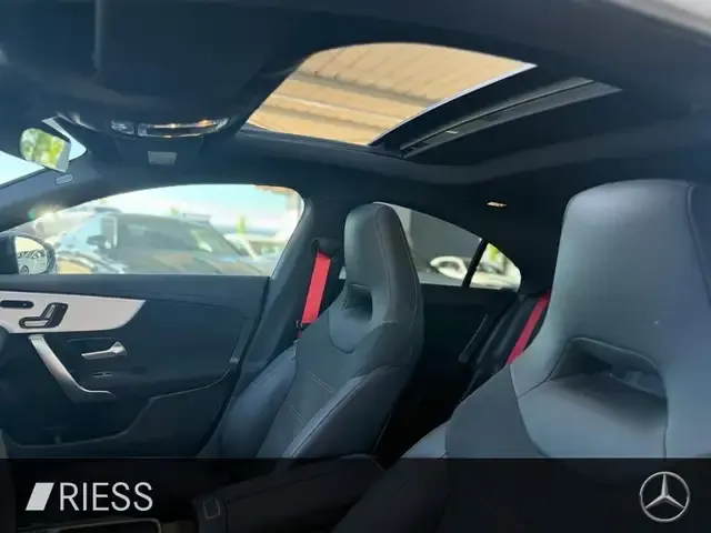 Mercedes-Benz CLA 45 AMG