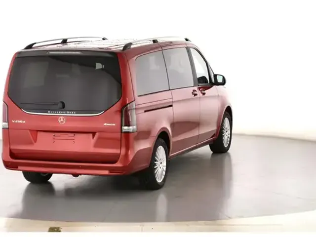 Mercedes-Benz V 250
