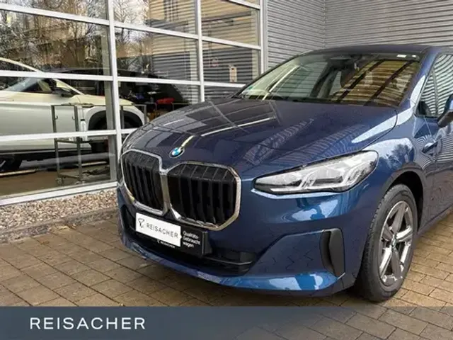 BMW 218
