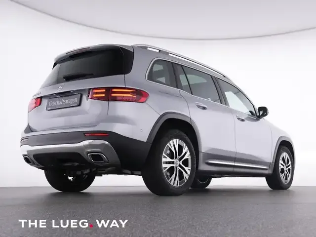 Mercedes-Benz GLB 200