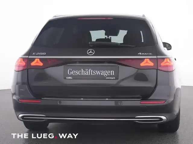 Mercedes-Benz E 200