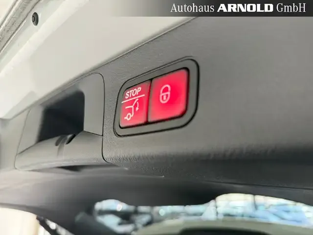 Mercedes-Benz EQB 300