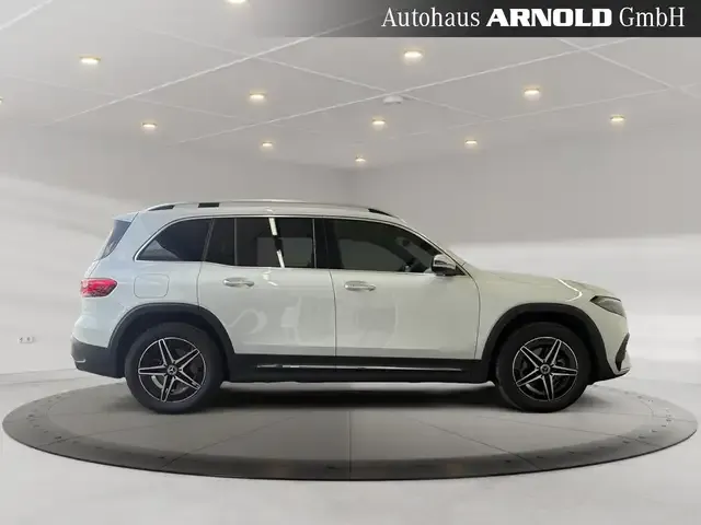 Mercedes-Benz EQB 300