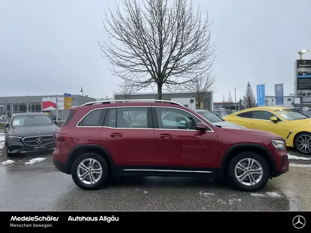 Mercedes-Benz GLB 200