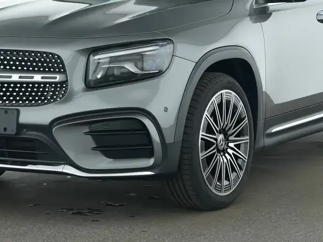 Mercedes-Benz GLB 250
