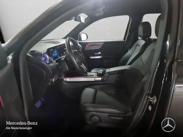 Mercedes-Benz EQB 300