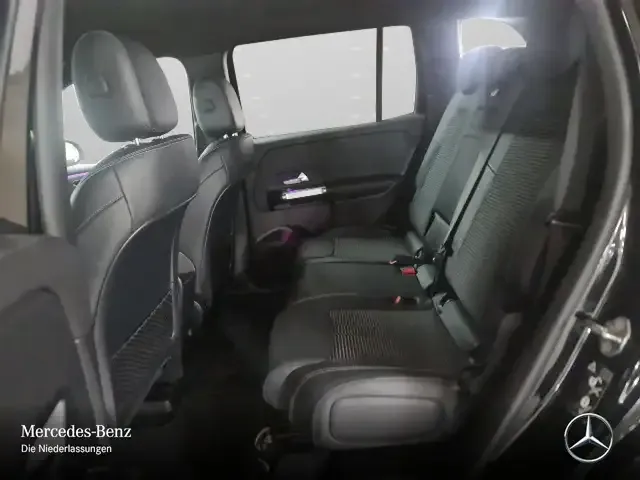 Mercedes-Benz EQB 300
