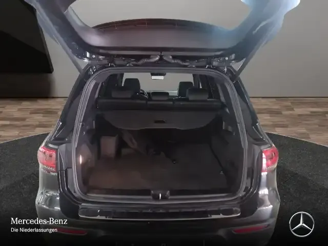 Mercedes-Benz EQB 300