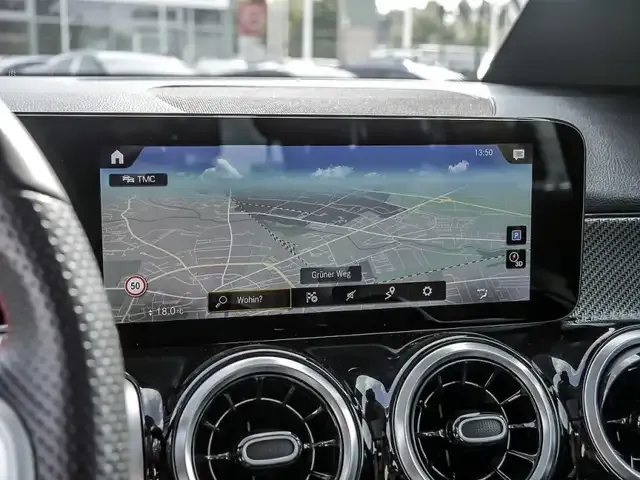 Mercedes-Benz GLB 200