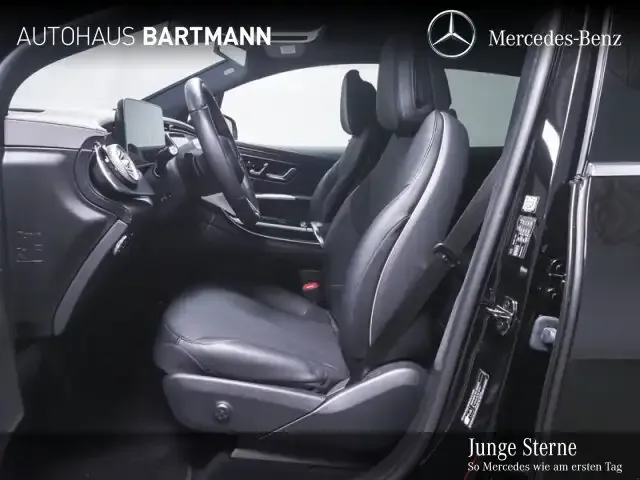 Mercedes-Benz EQE 300