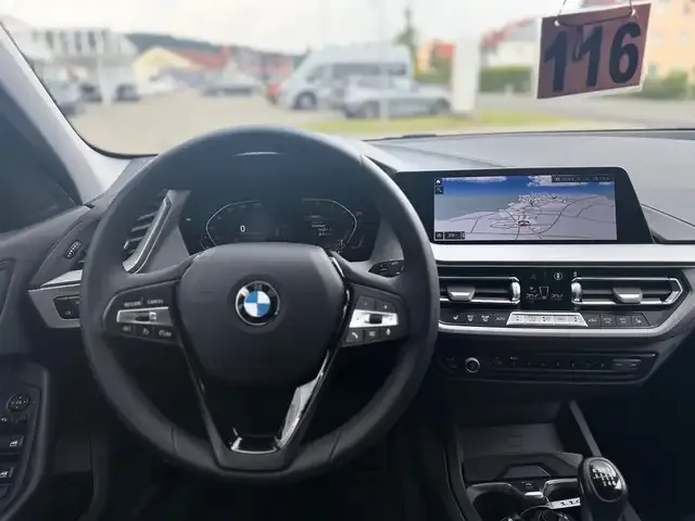 BMW 118
