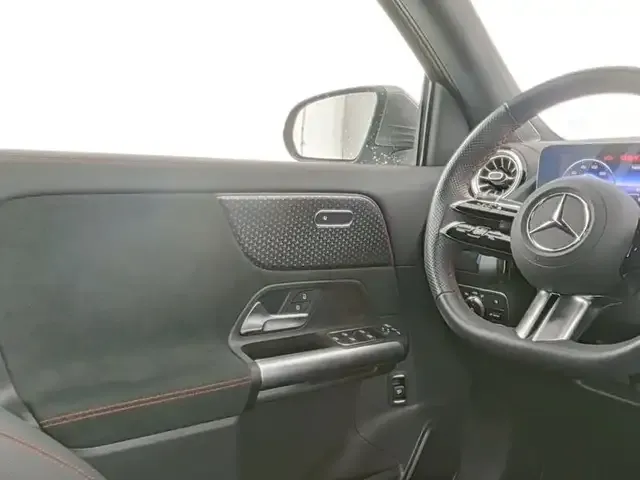 Mercedes-Benz EQA 350