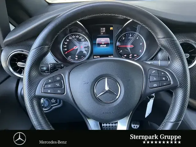 Mercedes-Benz V 250