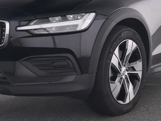 Volvo V60 Cross Country
