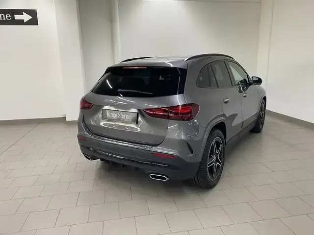 Mercedes-Benz GLA 250