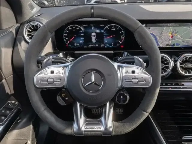 Mercedes-Benz GLA 45 AMG