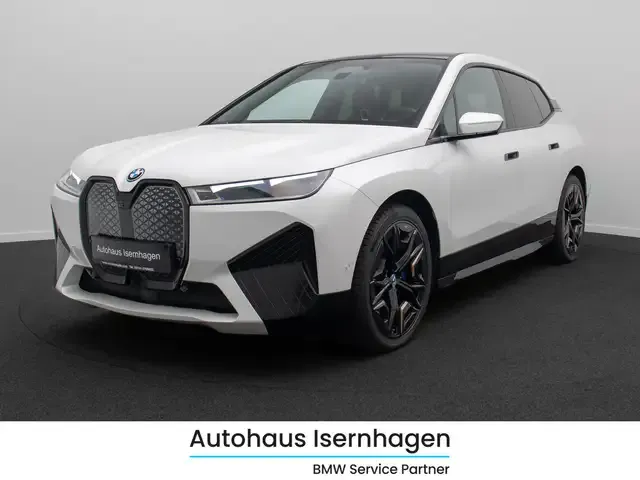 BMW iX