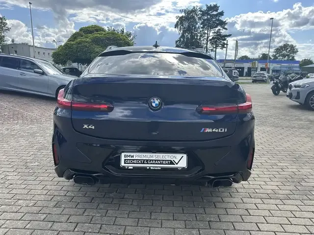 BMW X4 M