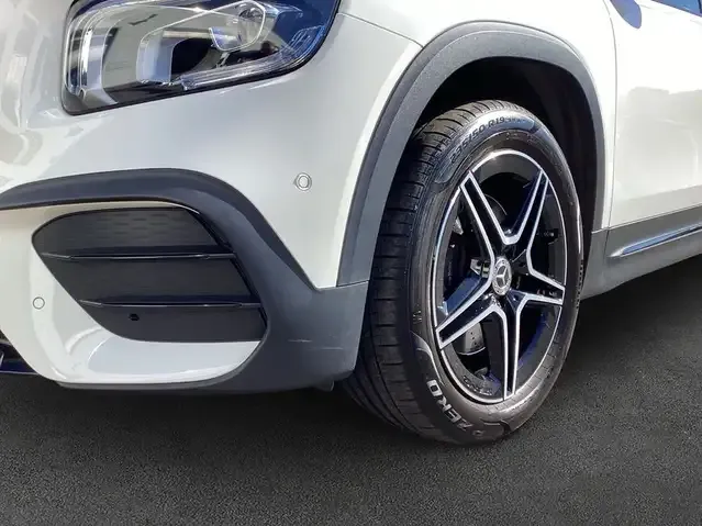 Mercedes-Benz GLB 250