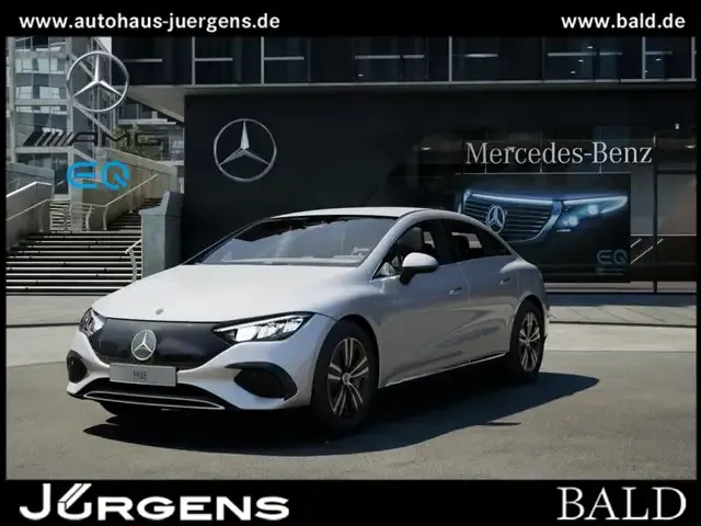 Mercedes-Benz EQE 300