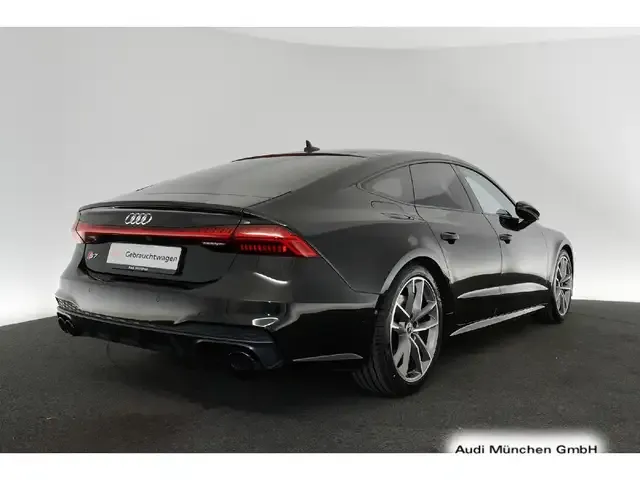 Audi S7