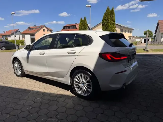 BMW 120