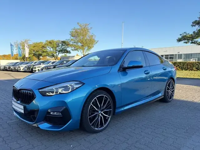 BMW 218
