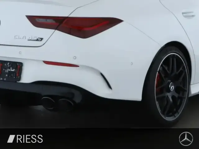 Mercedes-Benz CLA 45 AMG