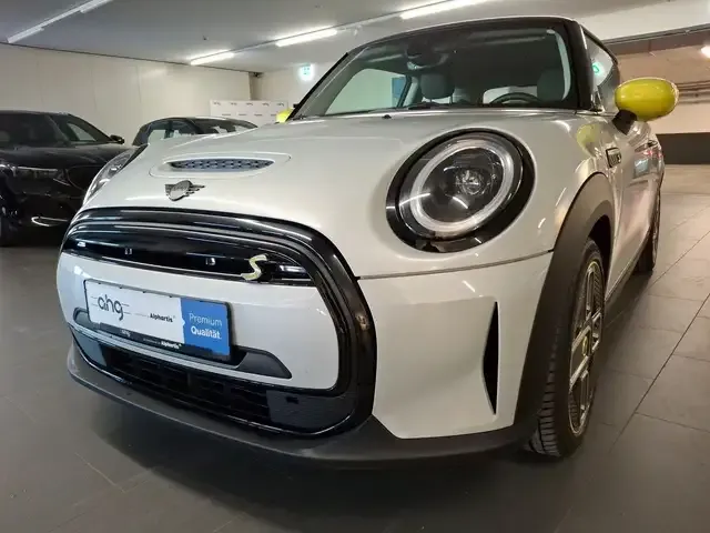 MINI Cooper SE