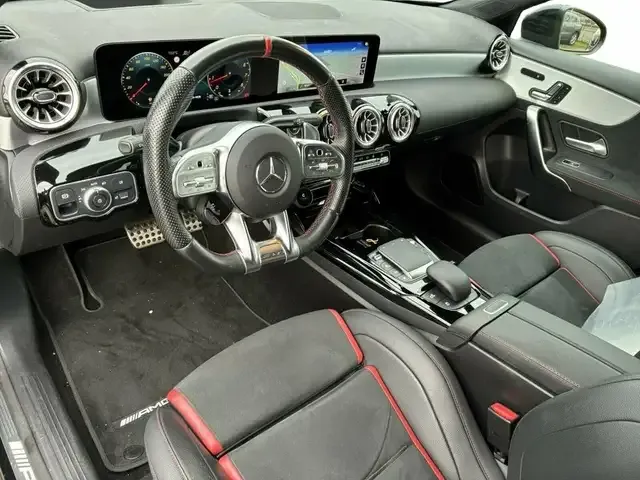 Mercedes-Benz A 35 AMG