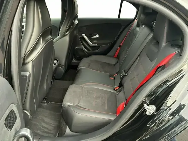 Mercedes-Benz A 35 AMG