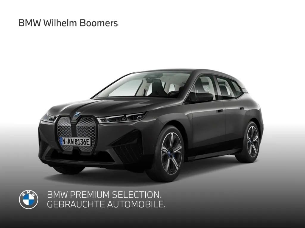 BMW iX