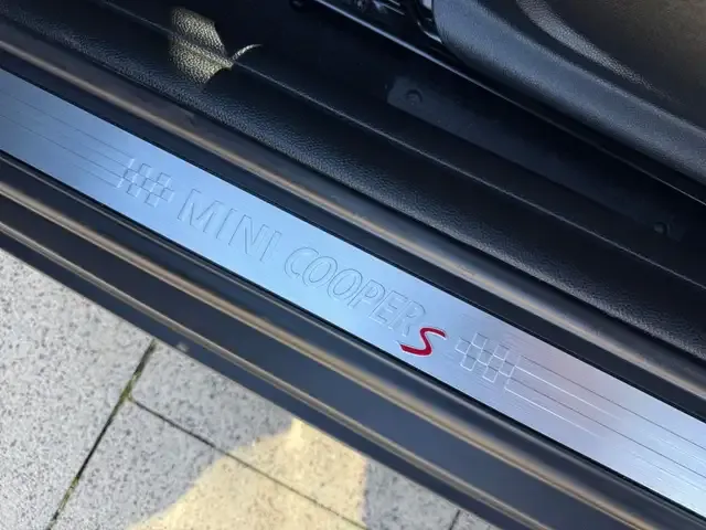 MINI Cooper S Cabrio