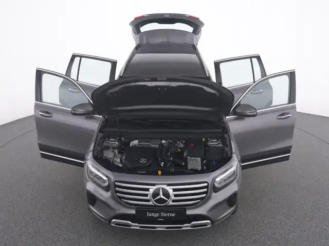 Mercedes-Benz GLB 180