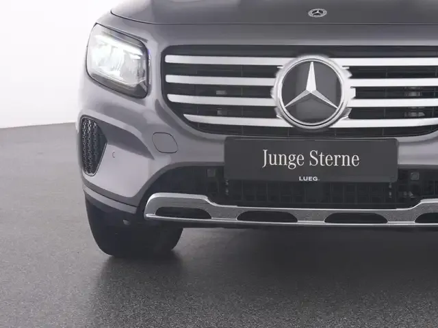 Mercedes-Benz GLB 180