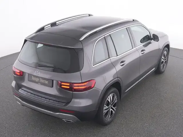 Mercedes-Benz GLB 180