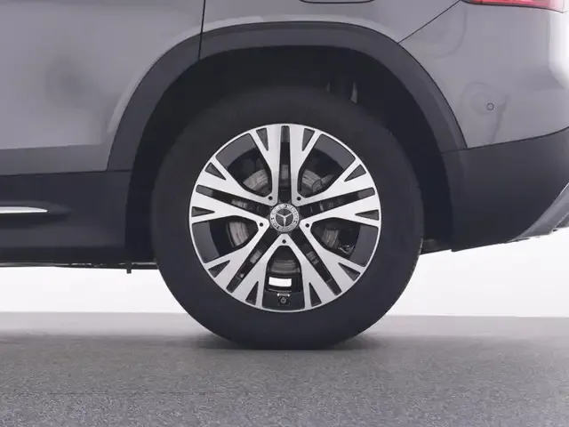 Mercedes-Benz GLB 180