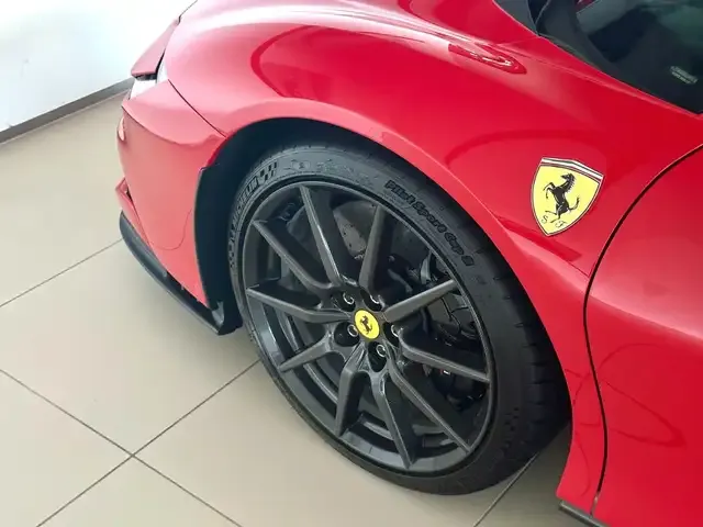 Ferrari SF90 Spider