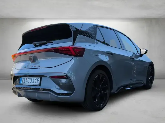 CUPRA Born