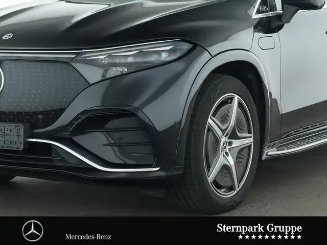 Mercedes-Benz EQS SUV