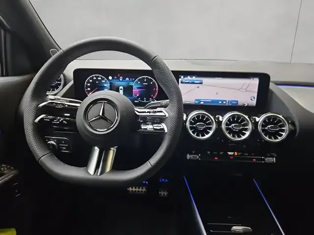 Mercedes-Benz GLA 220