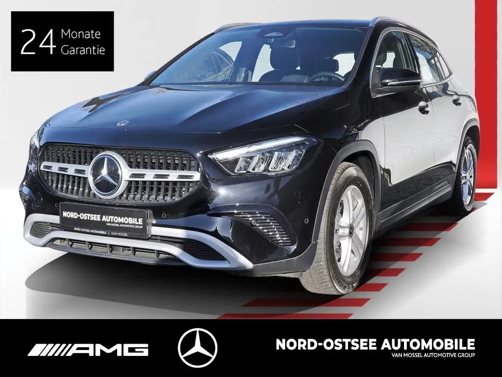 Mercedes-Benz GLA 200