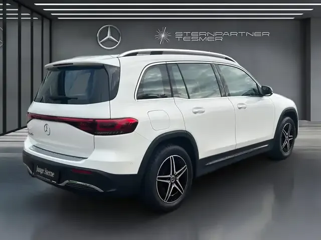 Mercedes-Benz EQB 250