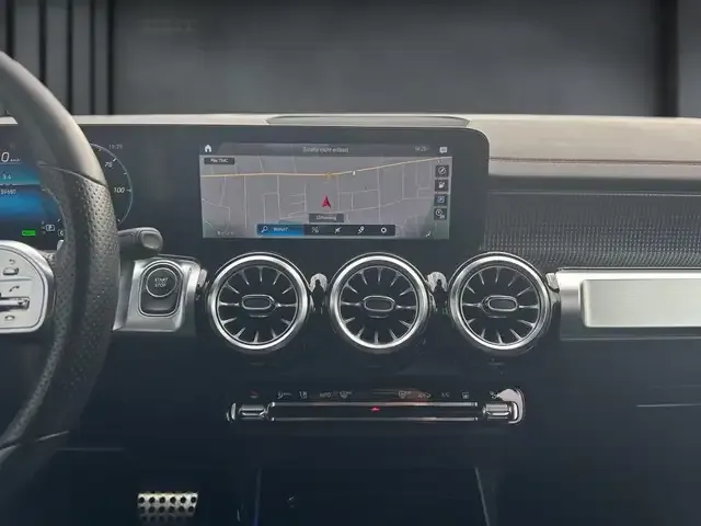 Mercedes-Benz EQB 250