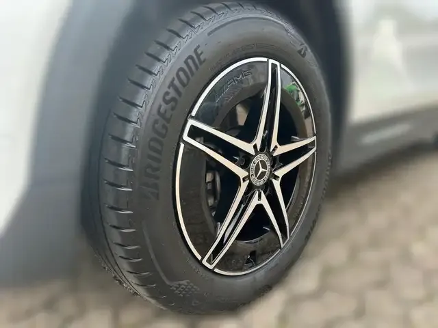 Mercedes-Benz EQB 250