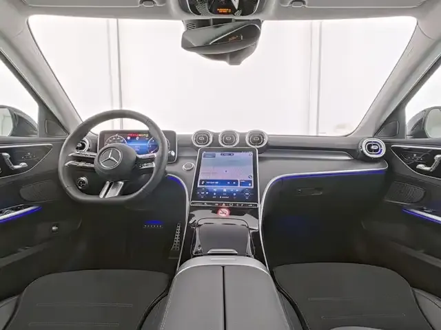 Mercedes-Benz C 220
